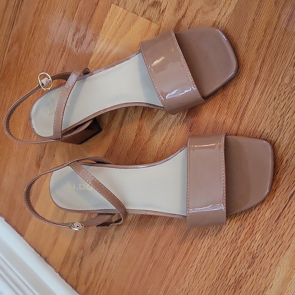 Aldo patent heels - Picture 1 of 5